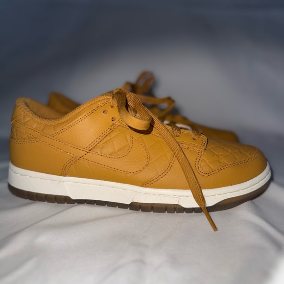Women's Nike Dunk Low in Wheat/Sail Quilted Sneakers - Picture 2 of 7
